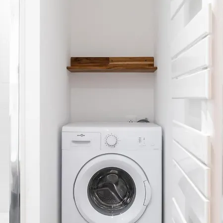 Old - Lovely Typical Apartment! Apartamento